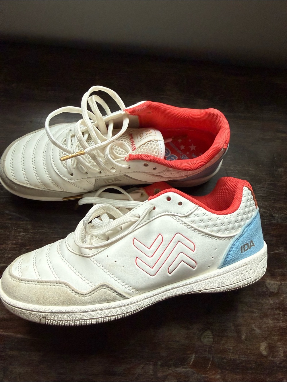 IDA women’s indoor soccer shoes